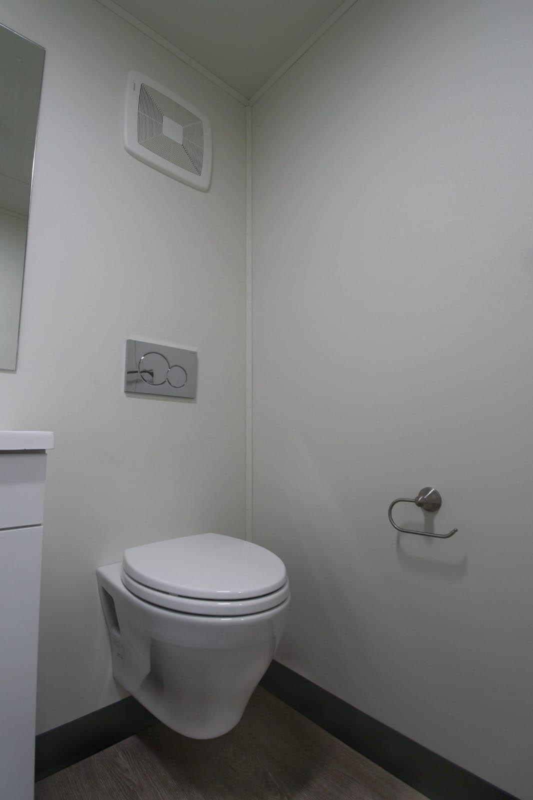 20&prime; Site office + Washroom - Container Express Services PTY LTD