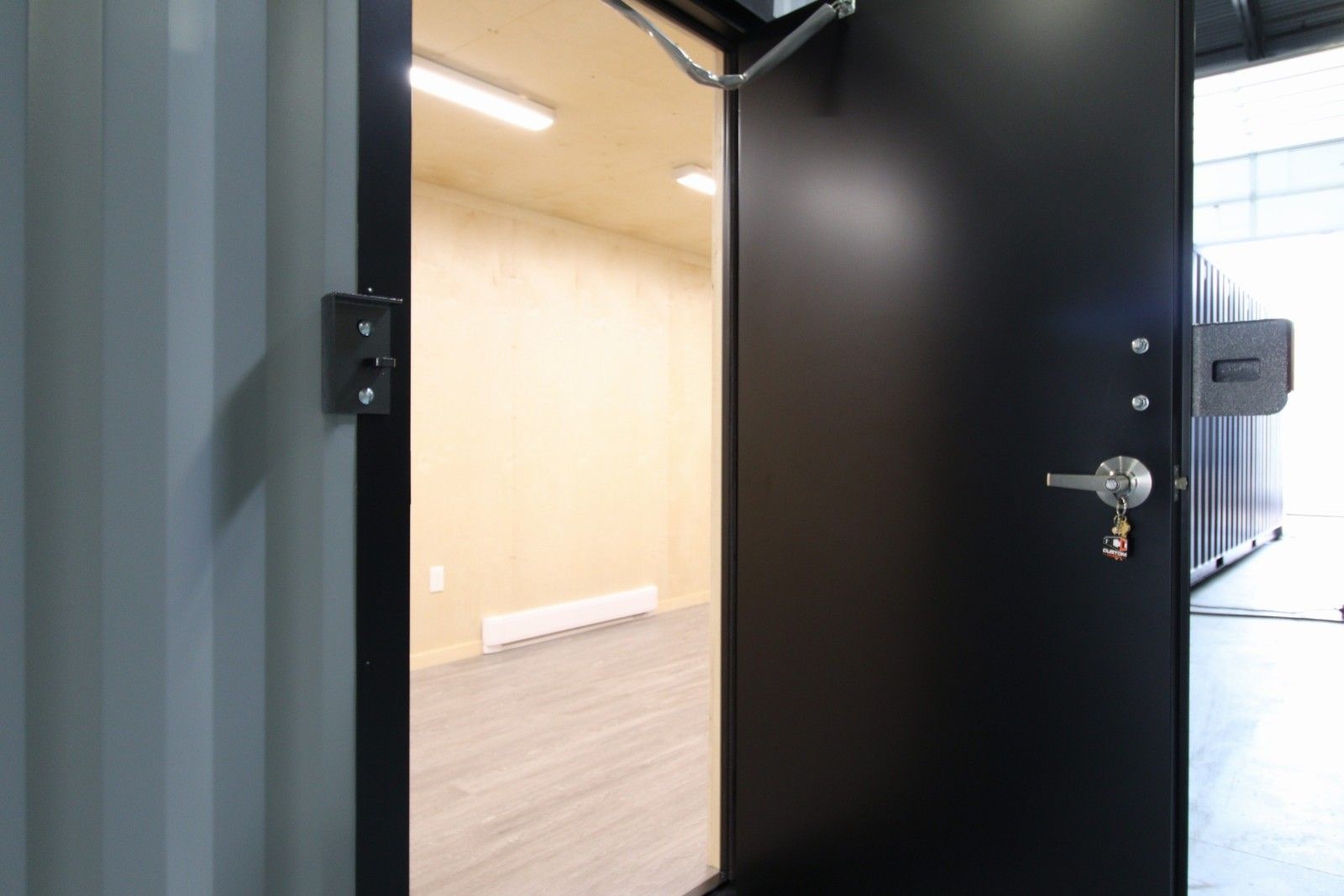 40&rsquo; Office CUBE &ndash; Wood Finished - Container Express Services PTY LTD