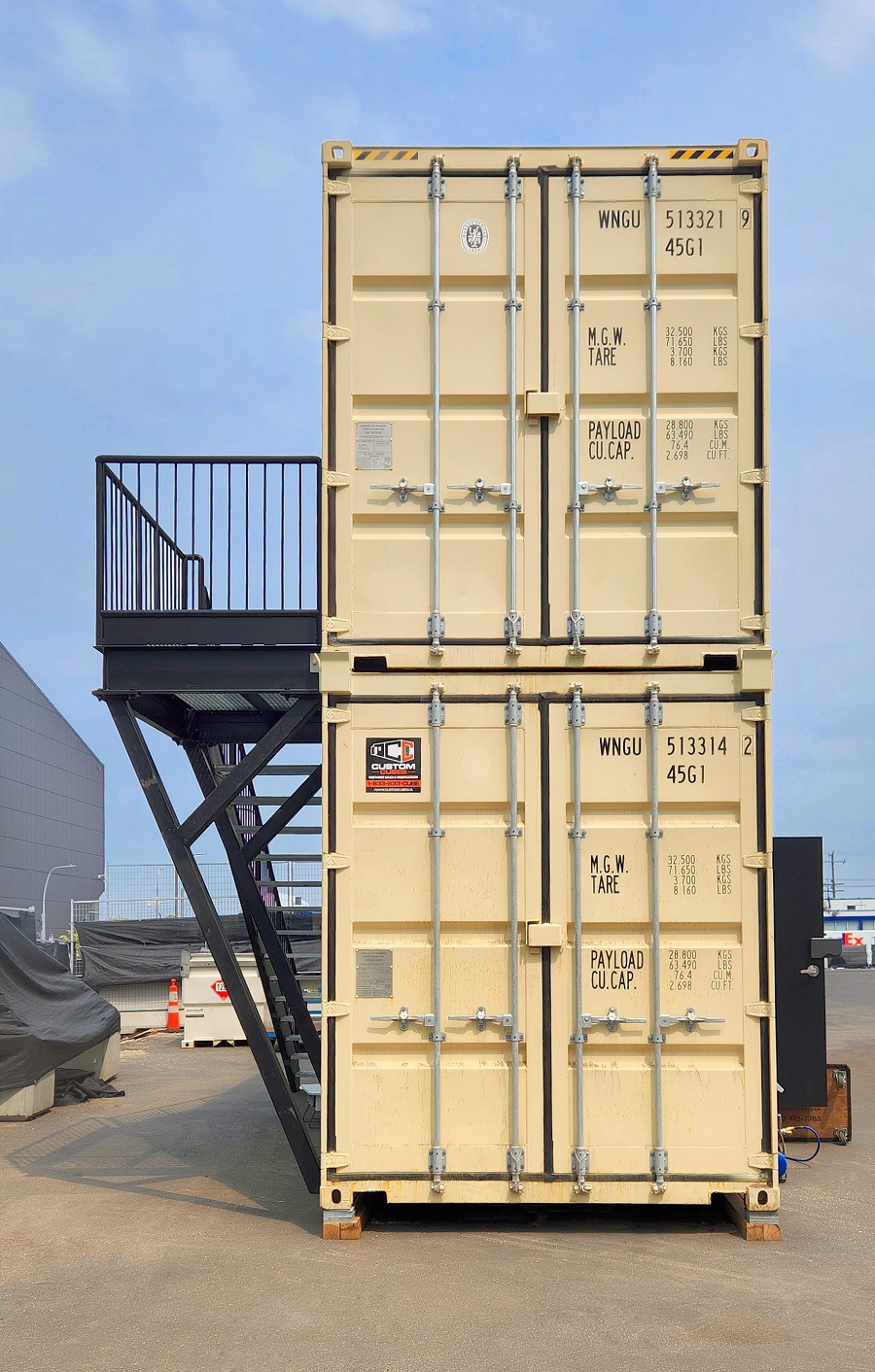 40&rsquo;HC VIP Area with Patio for the Oilers - Container Express Services PTY LTD